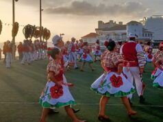 Desfile de Marchas na Praia das Maçãs