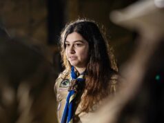 Caminheira do Grupo 93 de Sintra recebeu a insígnia de escoteiro da pátria a mais alta do progresso