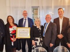 Médico António Salazar homenageado pelos “40 anos a cuidar da população”