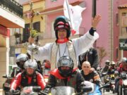 Domingo de Páscoa: Padre Avelino leva Cruz de Cristo na “mota da liberdade”