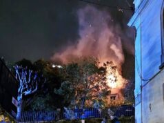 Incêndio em casa abandonada na Vila de Sintra