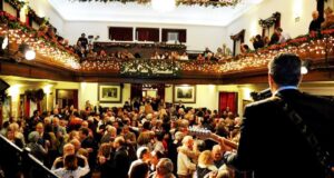 Sociedade União Sintrense recebe nova edição da Noite das Camélias