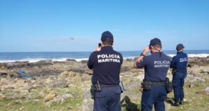 Jovem desaparece após entrar em dificuldades na Praia da Ursa