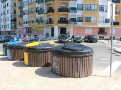 Instalação de contentorização de resíduos no Casal da Barota