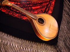 Noite de fados na Escola Básica Ferreira de Castro em Mem Martins