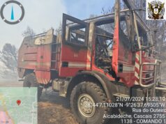 Incêndio destrói viatura dos Bombeiros de Agualva-Cacém e faz um ferido