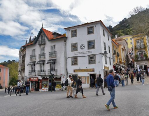 Plano de mobilidade traz novas restrições à circulação na Vila de Sintra