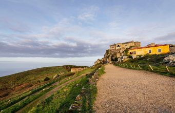 Santuário da Peninha avança para obras de recuperação e restauro Peninha, na Serra de Sintra | Foto: @PSML
