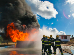 Exercício internacional na Escola Nacional de Bombeiros em Sintra