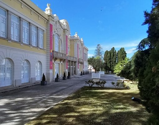 Pausa na atividade cultural municipal durante o período pascal