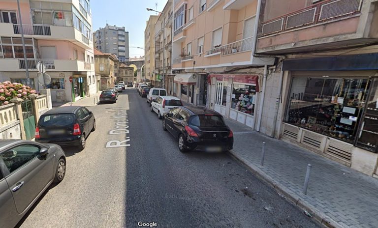Requalificação de arruamentos condiciona  trânsito em Queluz e Belas