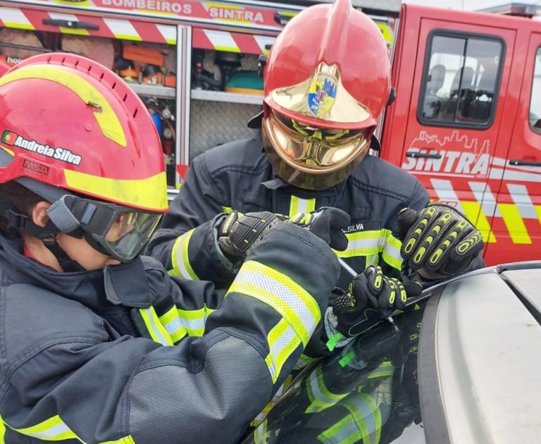 Bombeiros Voluntários de Sintra preparam simulacro em São João das Lampas