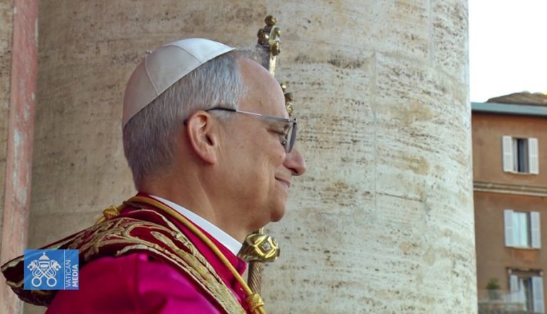 O Papa Leão XIV é Robert Francis Prevost, dos Estados Unidos