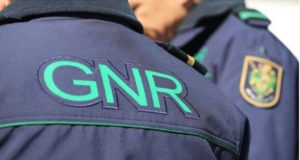 Idosa assaltada em casa por dois homens em Sintra