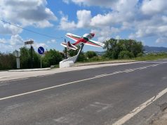 Avião regressou à Base Aérea 1 de Sintra