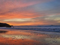 Praia das Maçãs recebe Sunset de despedida do verão