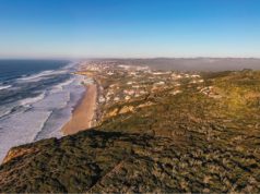 Passeio pedestre pelos caminhos da Praia da Adraga à Praia Grande