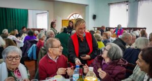 Universidade Sénior celebra Natal com almoço festivo e confraternização