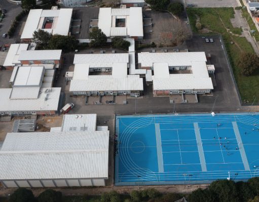 Obras adaptam pavilhão escolar para uso de coletividades e comunidade