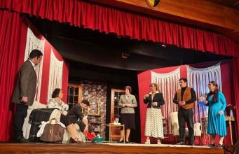 “Três em lua-de-mel” de Jorge de Sousa, estreia no Mem Martins SC