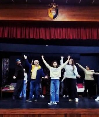 Revista regressa a Mem Martins com estreia de “Adeus ó vai-te embora”