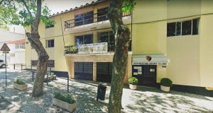 Comédia “Três em Lua-de-Mel” sobe ao palco, no Mem Martins Sport Clube