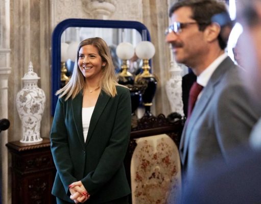 Margarida Balseiro Lopes conhece novo modelo de visitação do Palácio da Pena