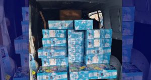 PSP trava venda ilegal de óxido nitroso e apreende 217 botijas em Massamá