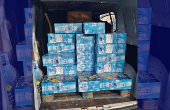 PSP trava venda ilegal de óxido nitroso e apreende 217 botijas em Massamá