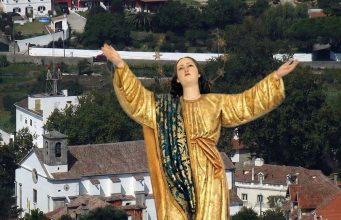 Colares recebe festas em honra de Nossa Senhora da Assunção