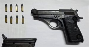 Homem detido com arma de fogo carregada em Algueirão-Mem Martins
