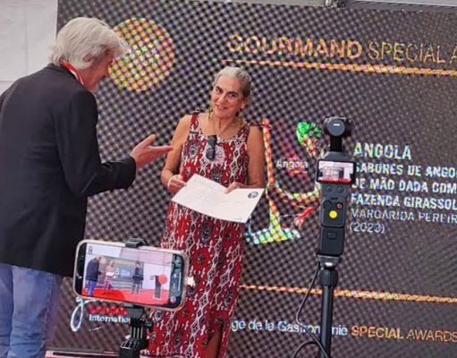 Autora de Queluz vence prémio Best of the Best com livro sobre sabores de Angola