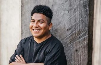 Ponto Kultural recebe palestra com Gabriel Chaile em Mem Martins