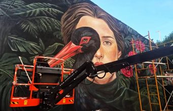 Mural artístico leva a natureza da Serra de Sintra às ruas de Queluz